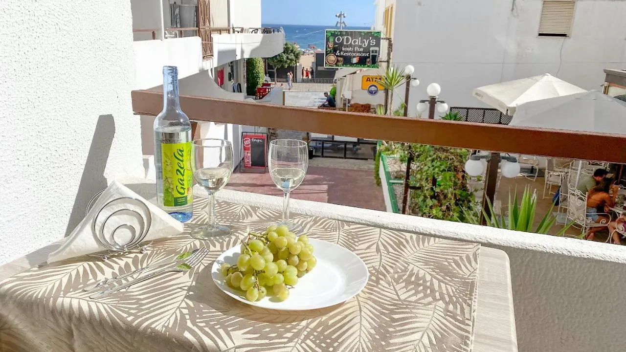 Magnífico apartamento a 35m da praia - Apart. Isa Albufeira 0*,  Portugal